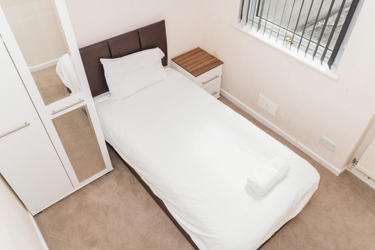 City Rooms In Stoke City Eksteriør billede