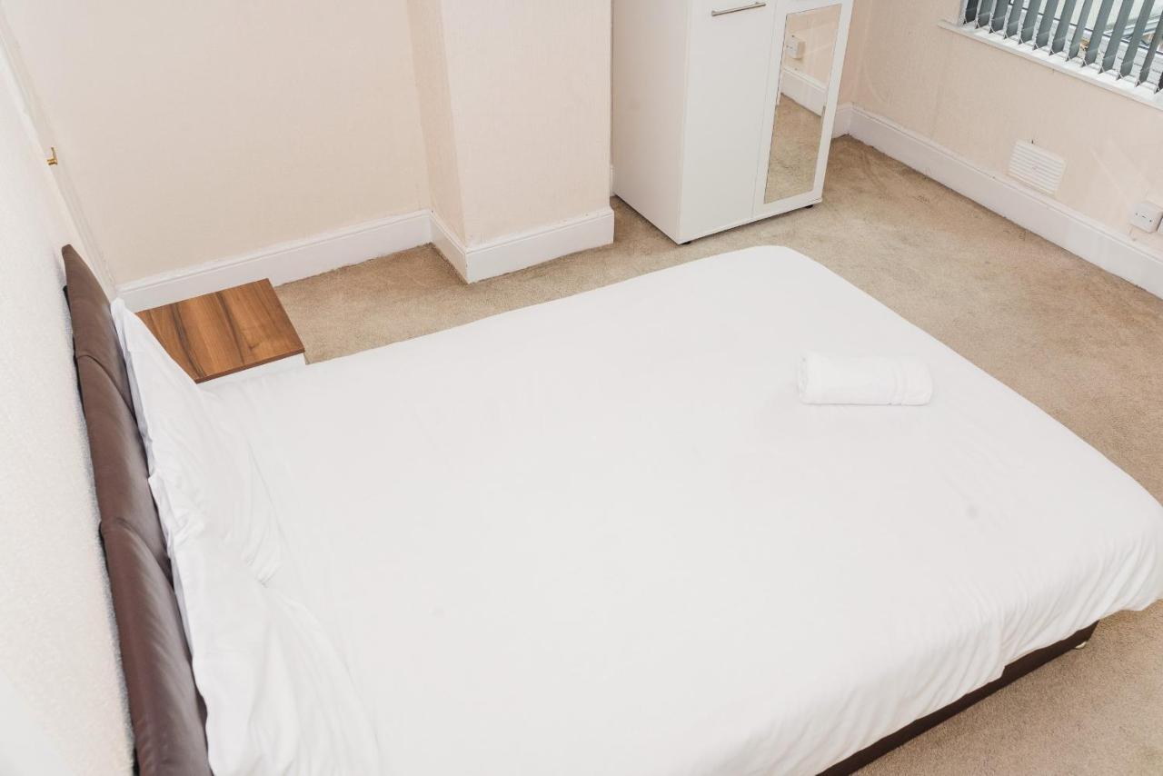 City Rooms In Stoke City Eksteriør billede